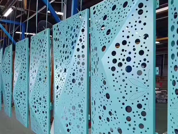 冲孔铝单板